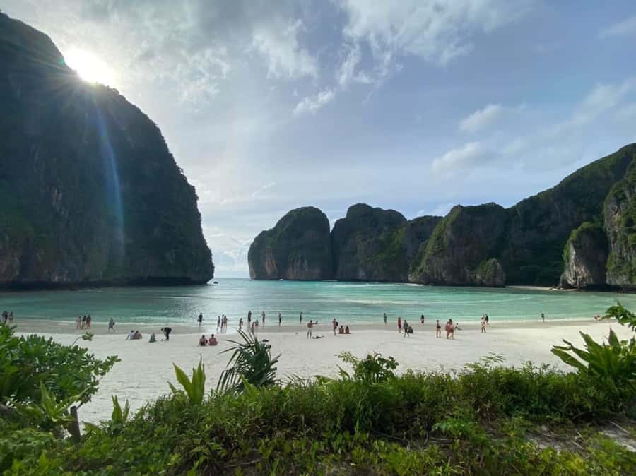 Phuket: Phi Phi, Maya, Koh Khai Day Tour by Speed Catamaran - The 75-minute catamaran ride to Phi Phi