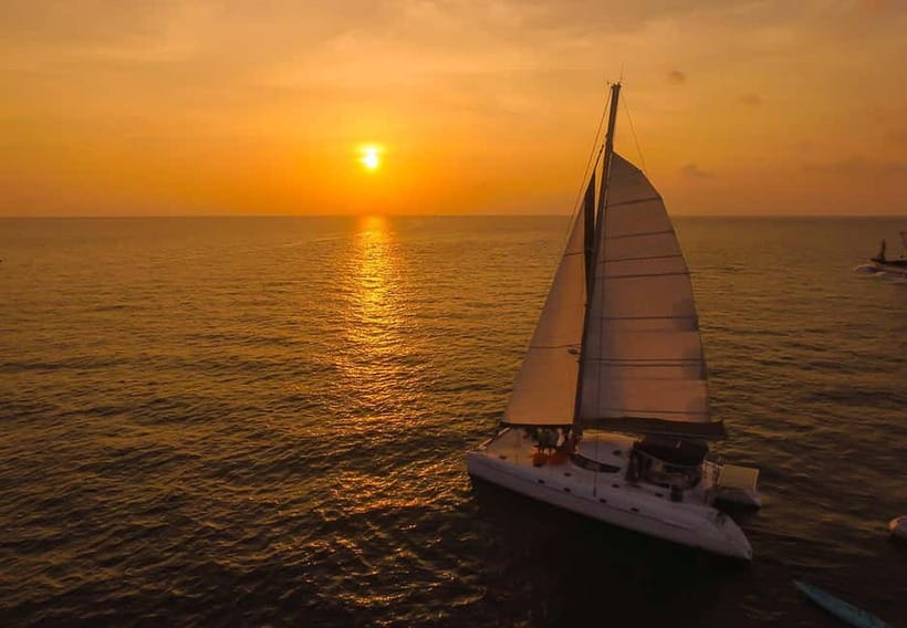 Phuket Sunset Dinner Sailing Yacht Catamaran - Coral Island gives you room to choose your pace