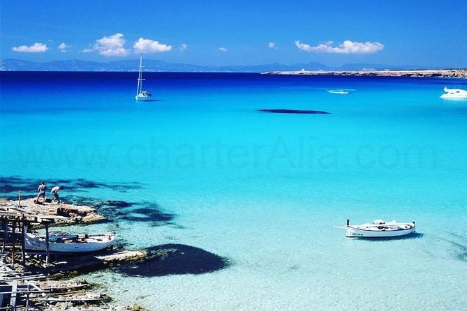 Platja de Migjorn Private Catamaran Full Day Trip - Why this private Formentera boat trip works so well