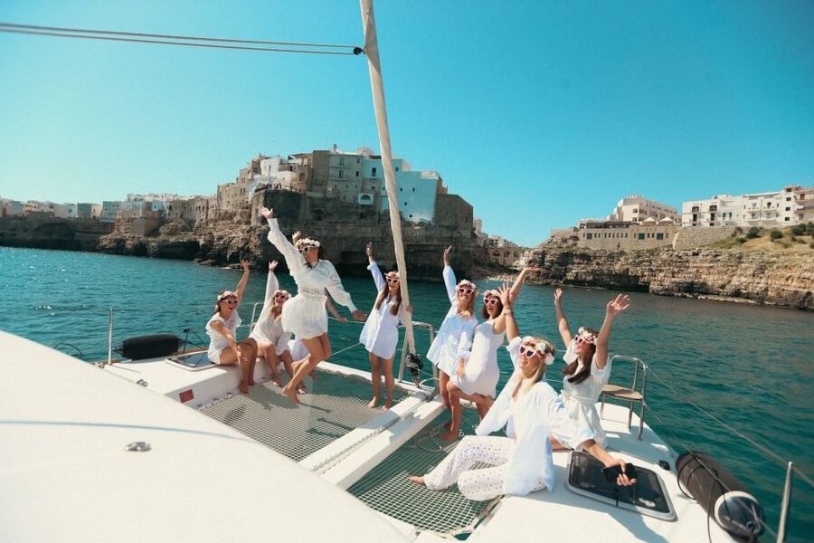 Polignano: Catamaran Cruise with Aperitif and Food - Key points to know before booking