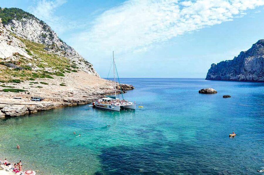 Port d'Alcudia: North Coast Catamaran Cruise with Meal - Is $80 a fair price?