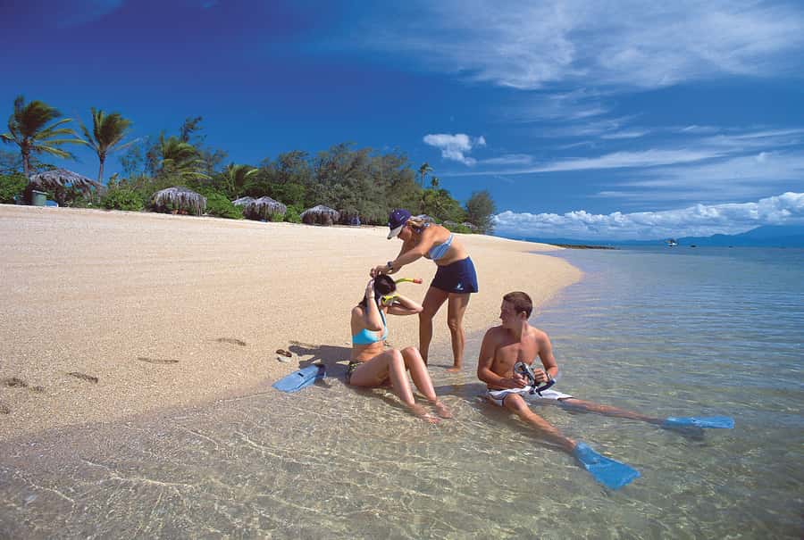 Port Douglas: Low Isles Afternoon Cruise on Luxury Catamaran - Safety, fitness, and what to pack