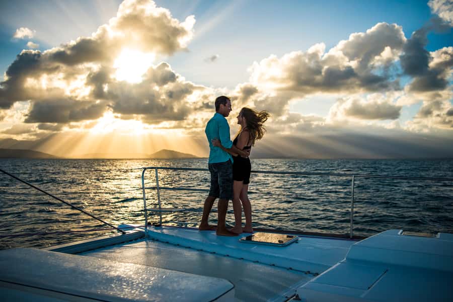 Port Douglas: Sunset Sailing Cruise on Luxury Catamaran - What the 90-minute sailing actually feels like
