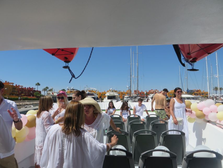 Portimão: Private Benagil Caves Catamaran and Kayak Tour - Who should book this Benagil outing?