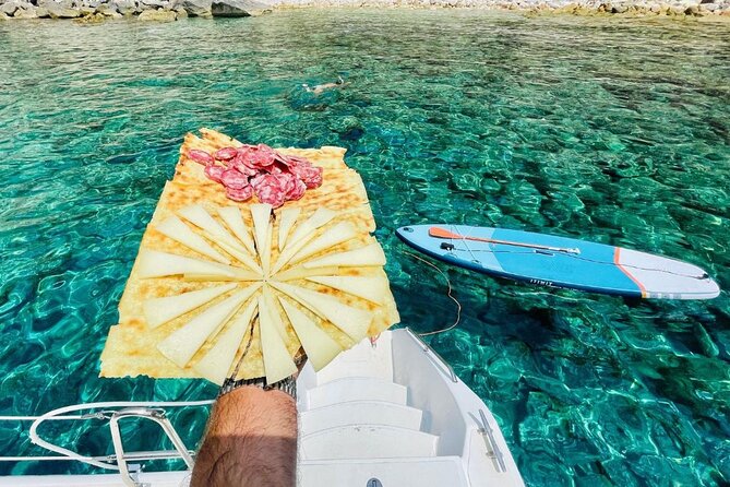 Porto Conte: Half-day catamaran tour with aperitif - Sardinian sausage, pecorino, and white wine