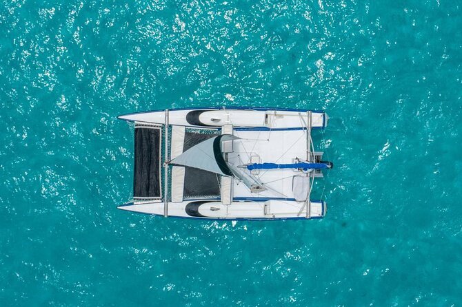 Premium Isla Mujeres Tour by Private Catamaran - Isla Mujeres with time to choose your own meal
