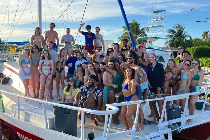 Private 4 hour Catamaran Tour - Coral Gardens and the snorkeling stops