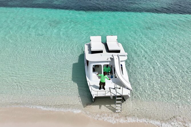Private 4 Hour Power Catamaran Excursion in Grace Bay - Snorkeling in the waters off Providenciales