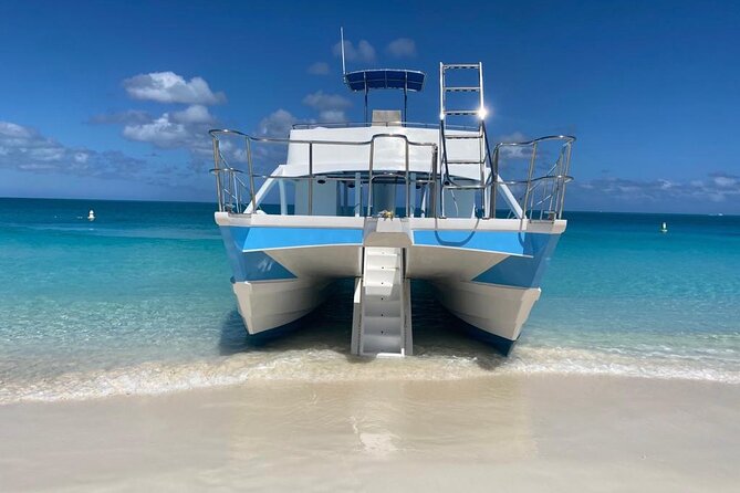 Private 7-Hour Catamaran Tour in Turks and Caicos - Snorkeling near Fort George Cay