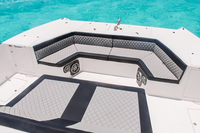 Private Atomic Catamaran Tour to Isla Mujeres - The beach-club buffet stop