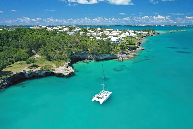 Private Catamaran Charter on Wyuna - Setting sail from Hamilton on Wyuna