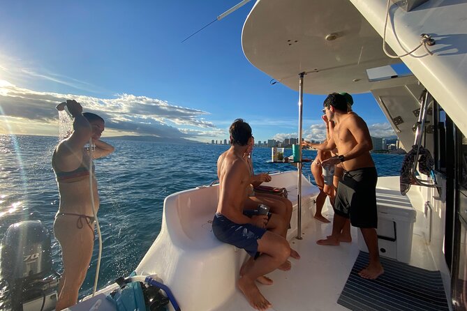 Private Catamaran Cruise and Snorkeling Tour in Honolulu - Booking details and weather rules