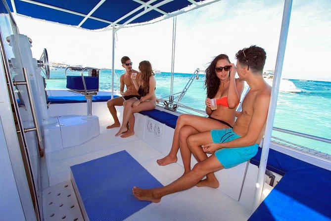 Private Catamaran from Cancun to Isla Mujeres | For up to 25 ppl - What the crew adds to the experience