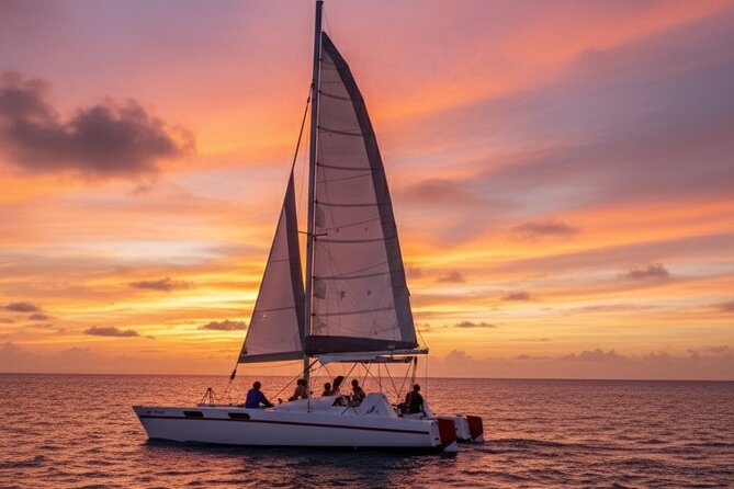 Private catamaran sail & snorkel - A Private Start Instead of a Party Boat