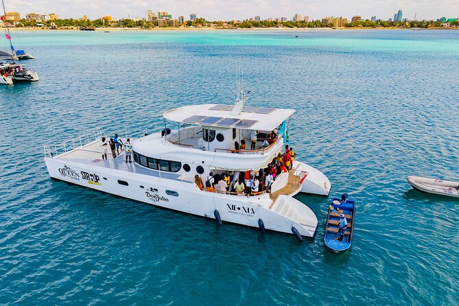 Private Catamaran - Stone Town Islands & Sandbanks (8 hrs) - Who will enjoy this most