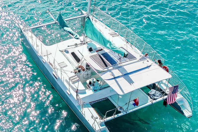 Private Catamaran Sunset Sail in Waikiki - Sailing Into the Sunset