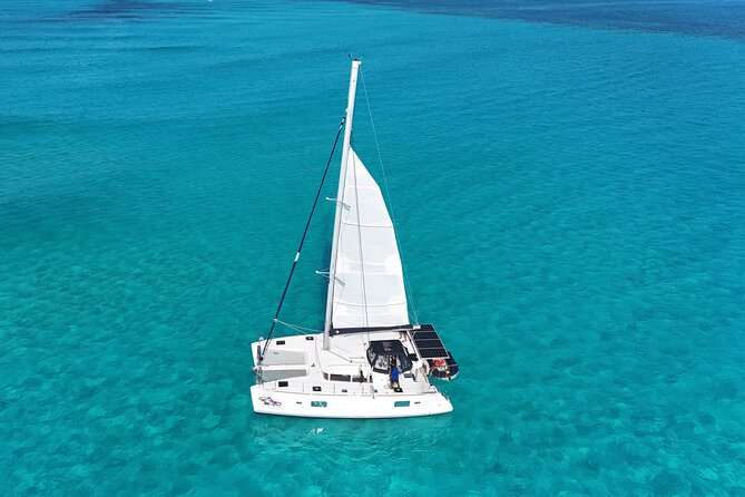 Private Catamaran Tour Super to Isla Mujeres - Setting out from Playa Tortugas