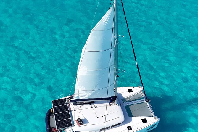 Private Catamaran Tour Super to Isla Mujeres - Snorkeling near Meco reef