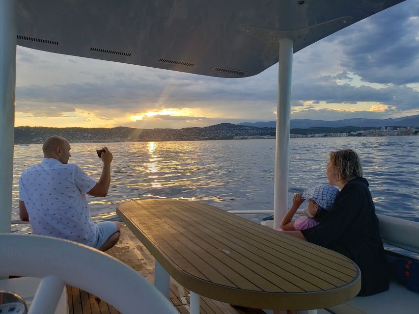Private catamaran trip in the Bay of Juan les Pins at sunset - Booking flexibility and useful packing advice