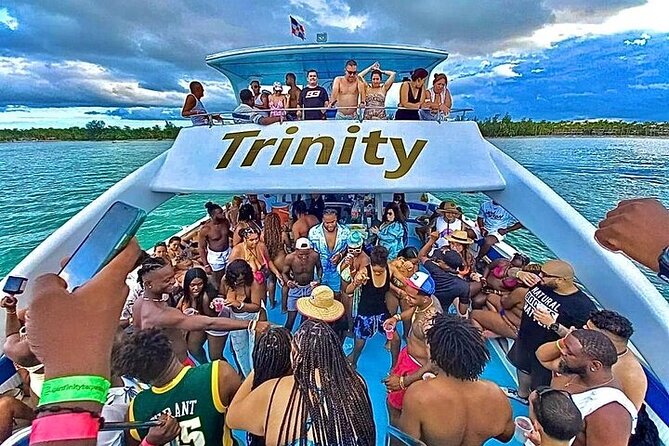 Private Catamaran wonderful Snorqueling slide & entartaiment team - A Private Start at Bavaro Beach