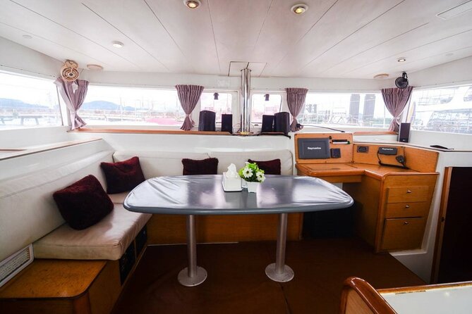 Private Catamaran Yacht to Maiton and Coral with sunset cruise - What the private format adds