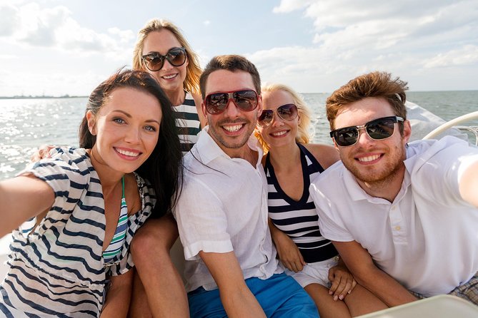 Private Fast Power Catamaran. Full or Half Day for Beach Hopping, Snorkel & Swim - Magens Bay and beach bar stops