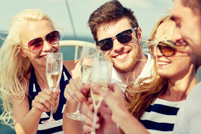 Private Full Day, Fun Day Aboard SY Mazu - Luxury Gemini Legacy Catamaran - The crew makes the private format work