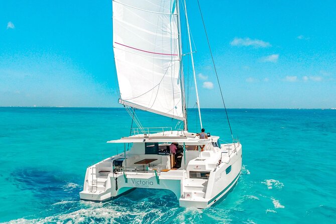 Private Luxury Catamaran Cancun to Isla Mujeres | For up to 30 pp - A short stop at Playa Norte