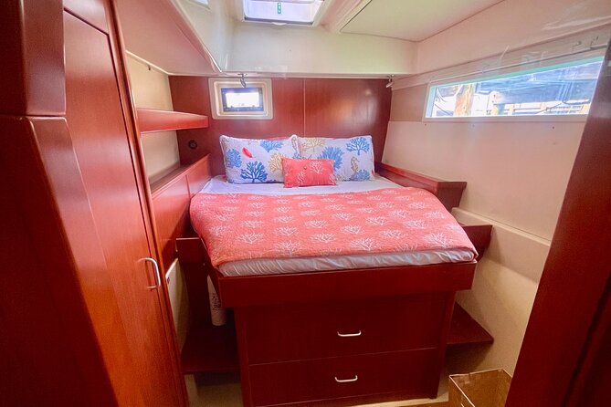 Private Luxury Catamaran Charter in Nassau - Green Cay for a quieter stretch of water