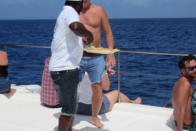 Private Luxury Catamaran Cruise in St. Lucia - Snorkeling near Sugar Beach and Jade Mountain