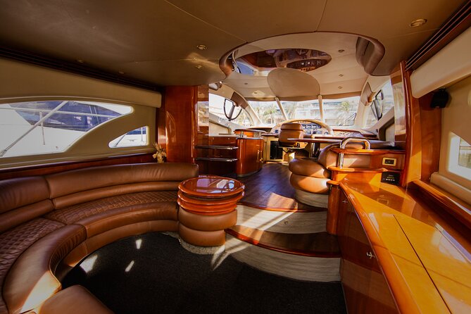 Private Luxury Sunset Dinner Cruise – 51' Leopard Yacht in Cancun - Choosing Between Puerto Cancun and Isla Mujeres
