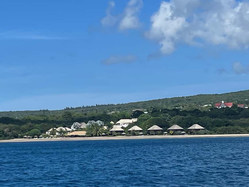 PRIVATE POWER CATAMARAN - Port Zante makes the start easy