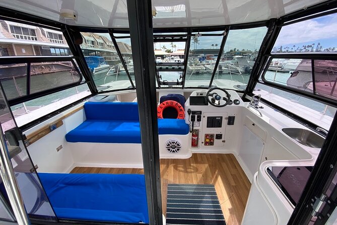 Private Sunset Catamaran Cruise in Waikiki - Cruising past Waikiki and Diamond Head