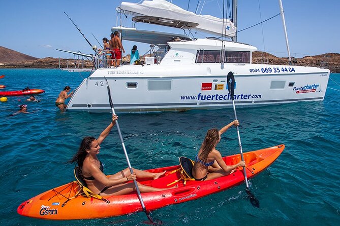 Private trips to Lobos Island in Catamaran Lagoon 421 - Crew, supervision, and the feel of the day