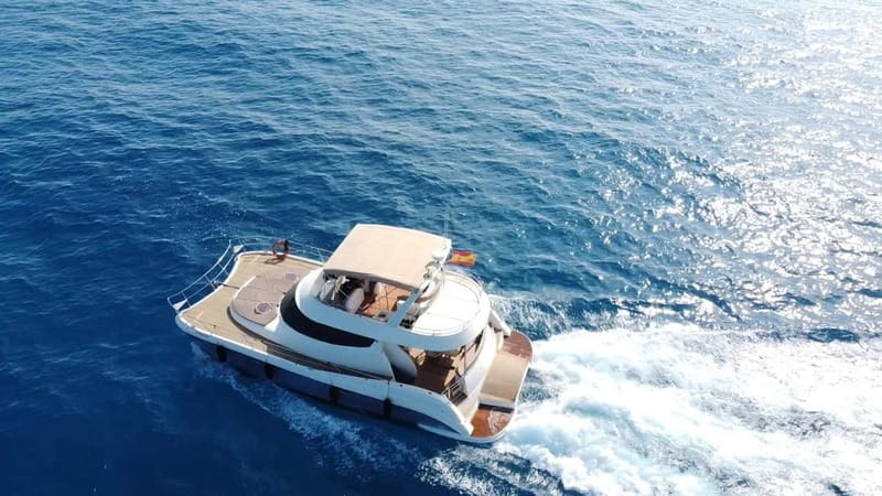 Puerto del Carmen: Private Sunset Catamaran Tour with Drinks - Swimming, fish, and a little extra fun