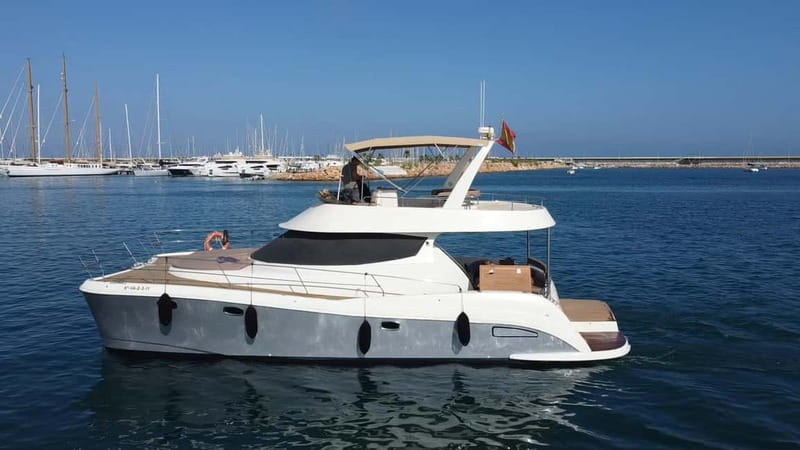 Puerto del Carmen: Private Sunset Catamaran Tour with Drinks - Transfers, timing, and practical details