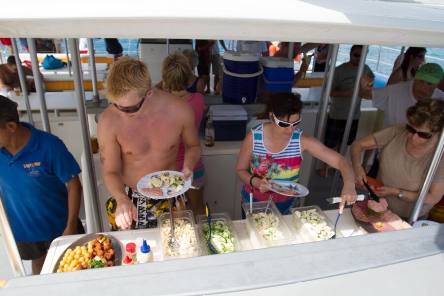 Puerto Plata: Catamaran Snorkeling Trip w/ Buffet & Open Bar - FAQ