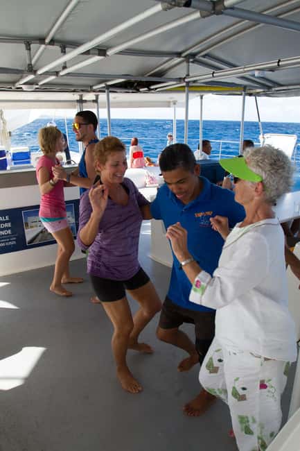 Puerto Plata: Sosúa Catamaran Day Trip with Lunch and Drinks - Small details that can make the day better