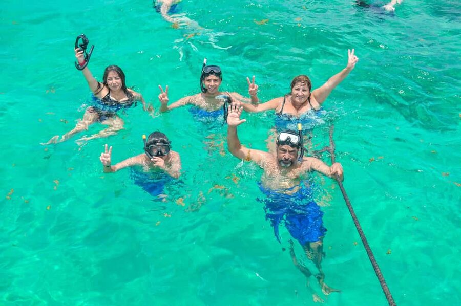 Punta Cana: Catamaran Family Tour - A short cruise with a family-friendly plan