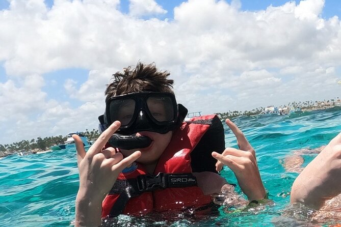 Punta Cana: Catamaran Tour, Reef Snorkeling and Unlimited Drinks! - Pickup, traffic, and the return ride