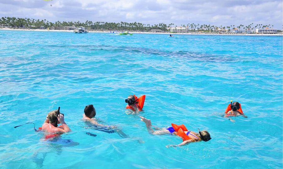 Punta Cana: Catamaran Tour with Reef Snorkeling and Open Bar - Reef snorkeling with fish close by