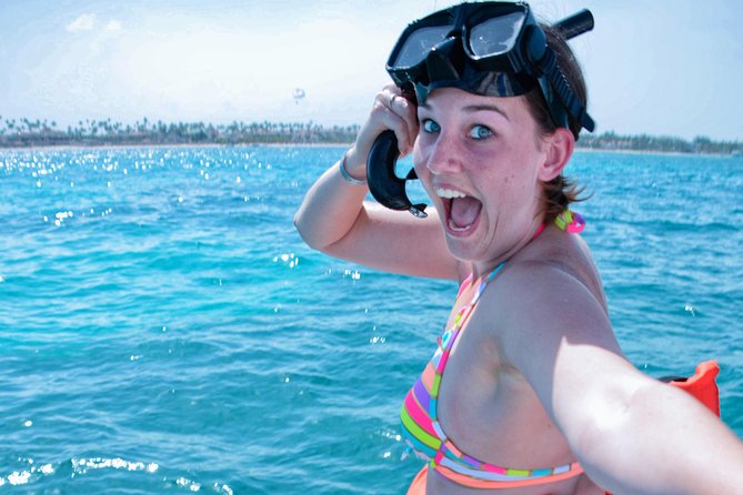Punta Cana Combo Tour: Snorkeling, Catamaran Cruise & Parasailing - Snorkeling in shallow water