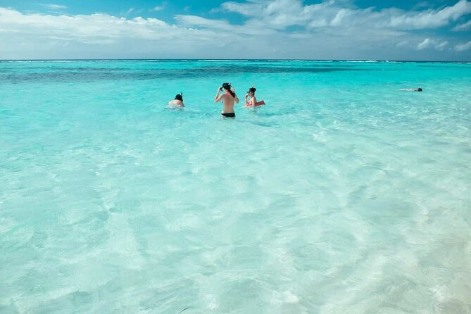 Punta Cana: Saona Island Catamaran Open Bar / Food Hotel Pickup - Timing, delays, and the real length of the day