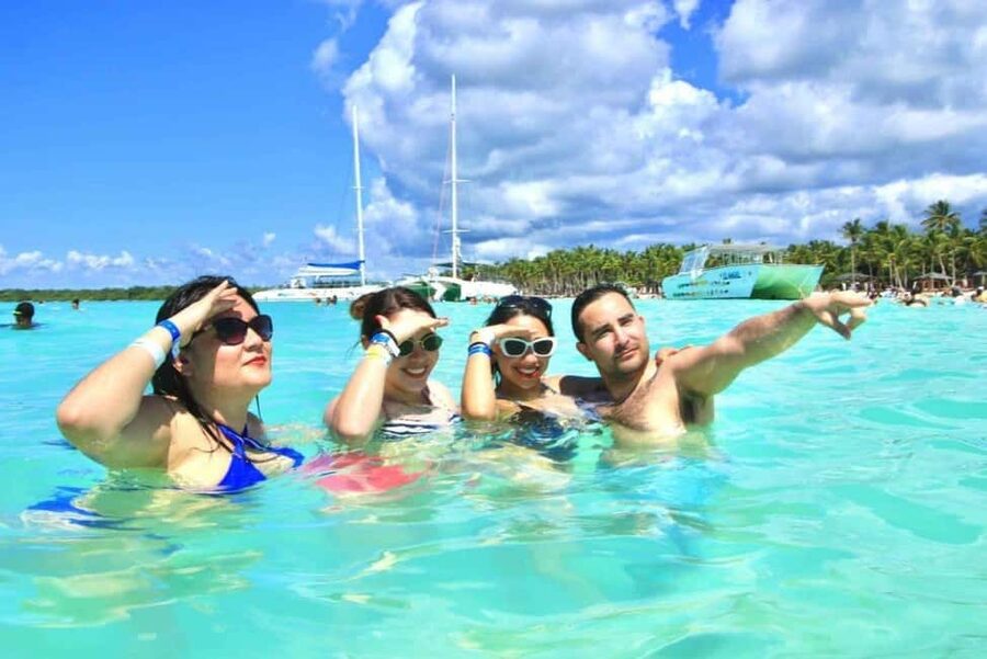 Punta Cana: Saona Island Speedboat and Catamaran Tour - Who should book this Saona Island trip