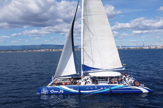 Relax Sailing Catamaran along the Costa Daurada - Three hours between Cambrils and the open sea
