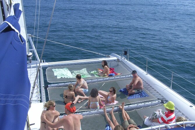 Relax Sailing Catamaran along the Costa Daurada - What happens at the Cambrils meeting point