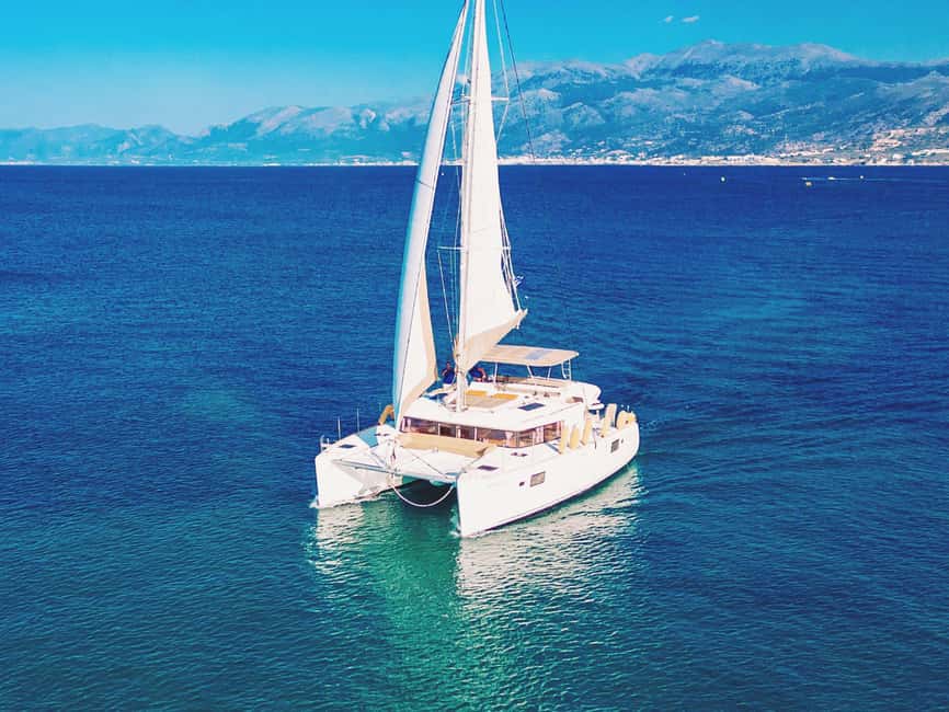 Rethymno Premium Catamaran Cruise: Healthy Lunch & Open Bar - Key points to know before booking