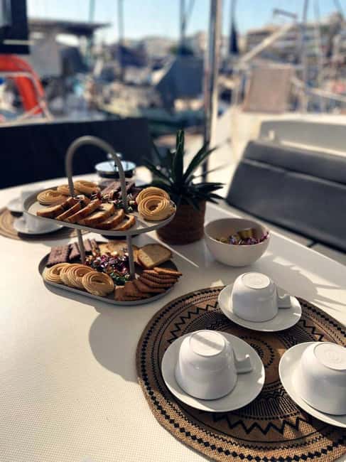Rethymno Premium Catamaran Cruise: Healthy Lunch & Open Bar - Boarding at Rethymno Port