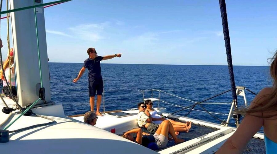 Rethymno: Sunset Catamaran Cruise - Sushi & Open Bar - How comfortable is the experience?