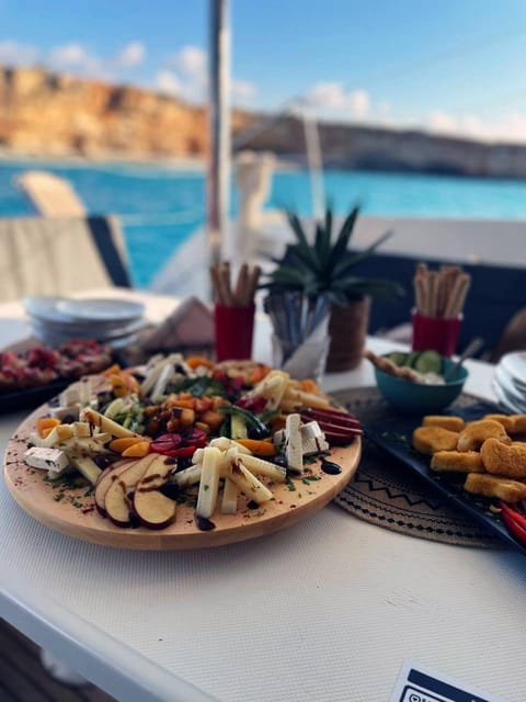 Rethymno: Sunset Catamaran Cruise - Sushi & Open Bar - Booking details that matter